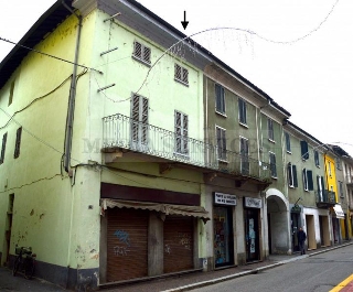 zoom immagine (Palazzo 485 mq, zona Garlasco - Centro)